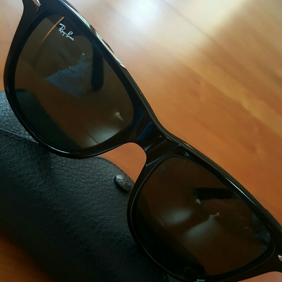 Ray-Ban Other - Ray Ban Wayfarer BRAND NEW!