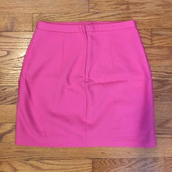 Pink skirt - Picture 2 of 2