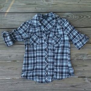 Plaid Button Down w Cuffed Sleeves