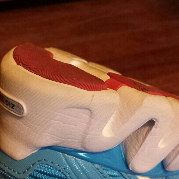 Reebok ZigTech sneakers - Picture 4 of 4