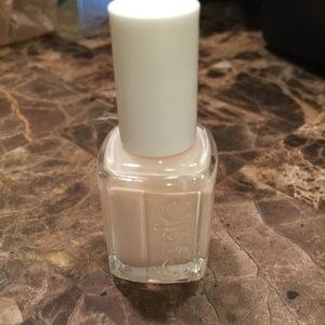 Essie nail polish "ballet slippers"