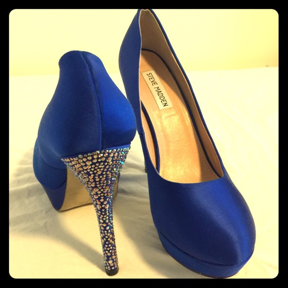Royal Blue Steve Madden Pumps