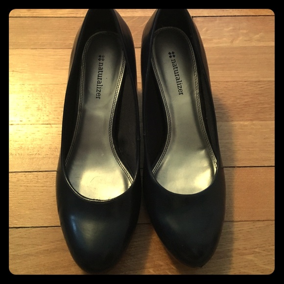 Navy size 8.5 leather heels from Naturalizer