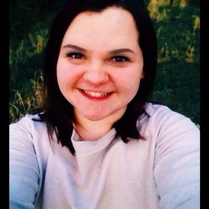 Meet your Posher, Brittney