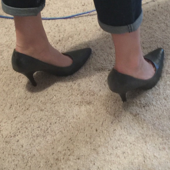 Heels - Picture 2 of 4
