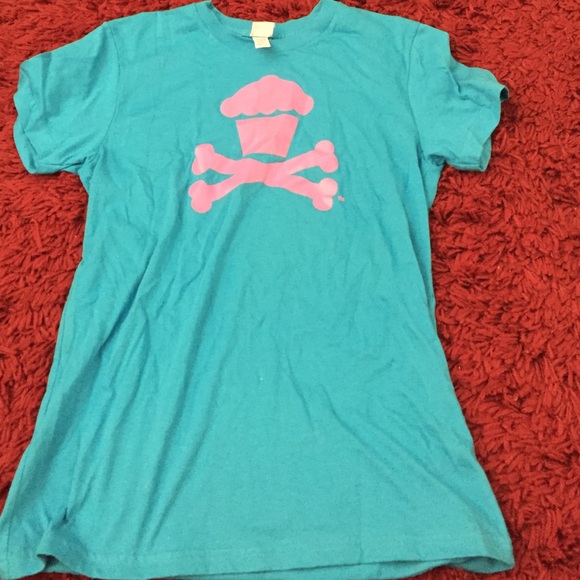 Johnny cupcakes Tops - Johnny cupcakes shirt