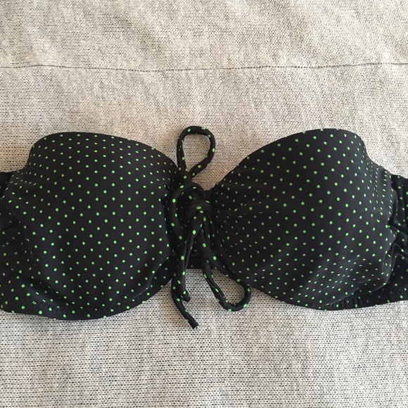 Black swimming suit - Picture 3 of 4