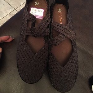 Bernie MeV. Brown, worn a couple of times. Size 40