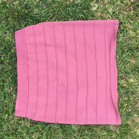 Skirt - Picture 2 of 2