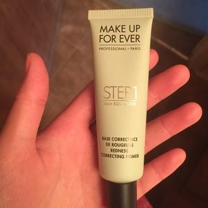 Correcting primer