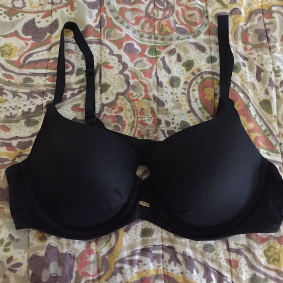 Black VS Bra