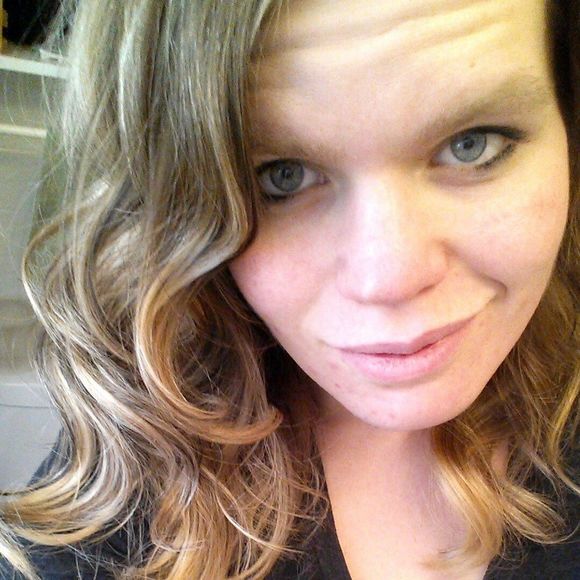 Meet your Posher, Cassie - Picture 1 of 1