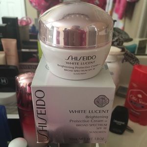 Shiseido White Lucent