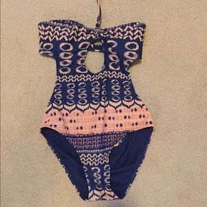 One piece bathing suit