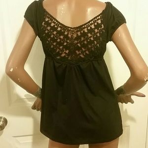 No boundaries Black top