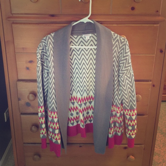 Grey and pink cardigan