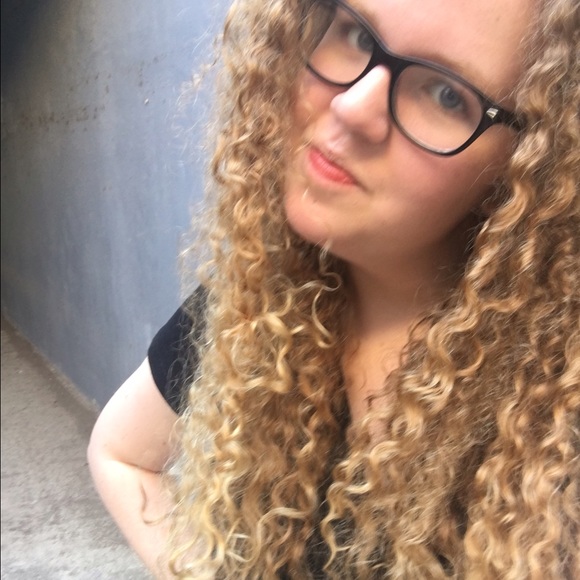 Meet your Posher, Alexa