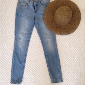 Light wash ripped jeans