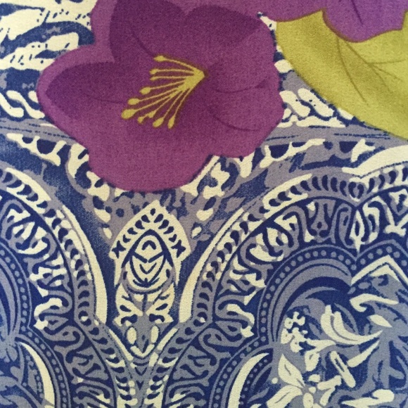 Charming Charlie's shift dress - Picture 3 of 4