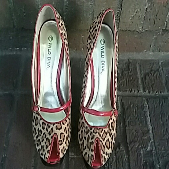 Sold - Picture 3 of 4