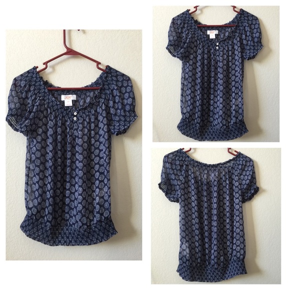 Sheer scoop top