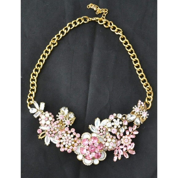 Beautiful Statement Necklace with Dangles - Picture 2 of 4