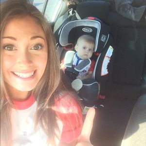 Meet your Posher, Lacee