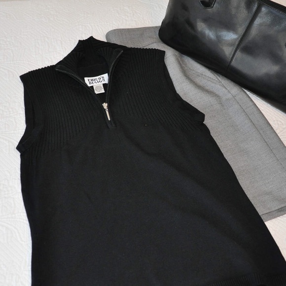 Black top with zipper