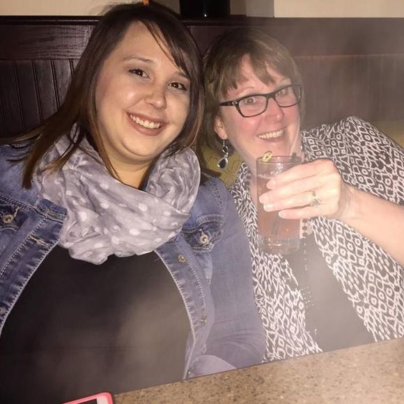 Meet your Posher, Courtney - Picture 1 of 1