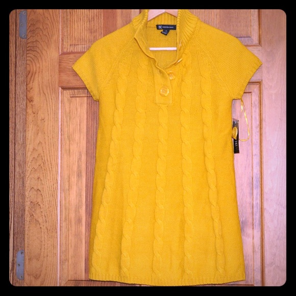 Yellow tunic sweater - never worn.