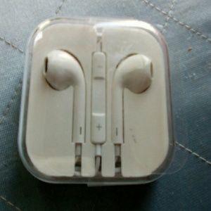 Earphones