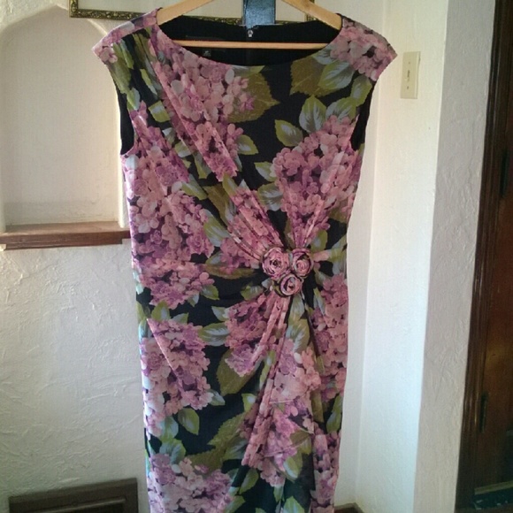 Sleveless Draped Floral Print Dress