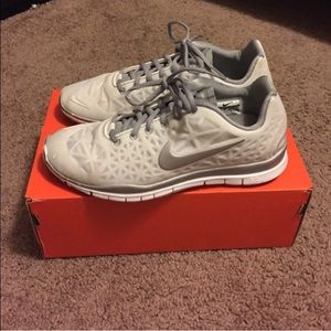 NIKE FREE TR FIT 3 5.0