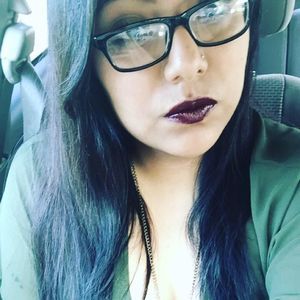 Meet your Posher, Daniella