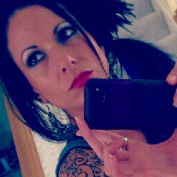 Meet your Posher, Vanessa