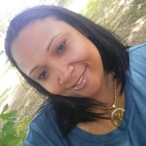 Meet your Posher, Yolanda