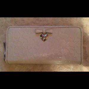 White Patent Coach Zippy Wallet