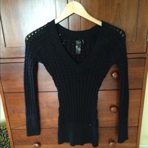 Juniors Black long sleeve sweater