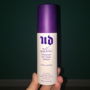 BRAND NEW Urban Decay makeup setting spray