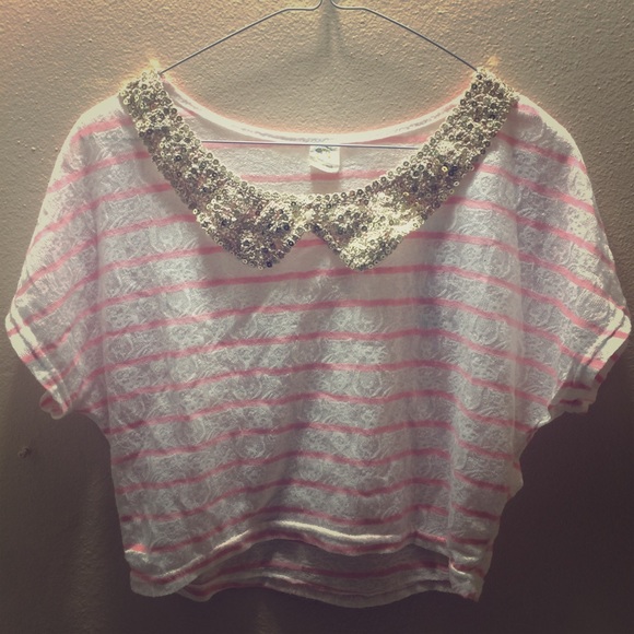 ✨Sequined Peter Pan Collar Top✨