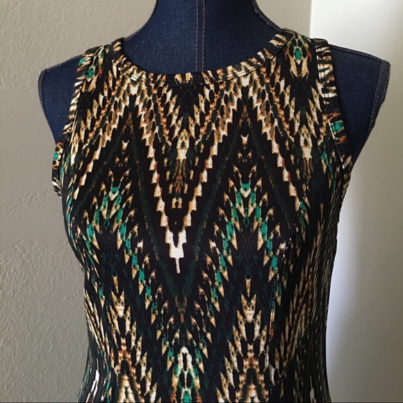 LAST CHANCE❗️Karen Kane Evergreen Zig Zag Dress - Picture 3 of 6