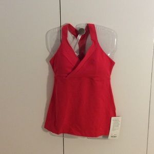 Lululemon NWT Red Top