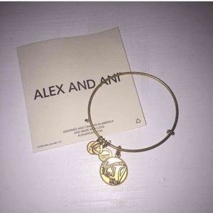 🚫SOLD🚫Alex and Ani