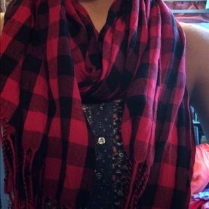 🔴PLAID SCARF⚫️