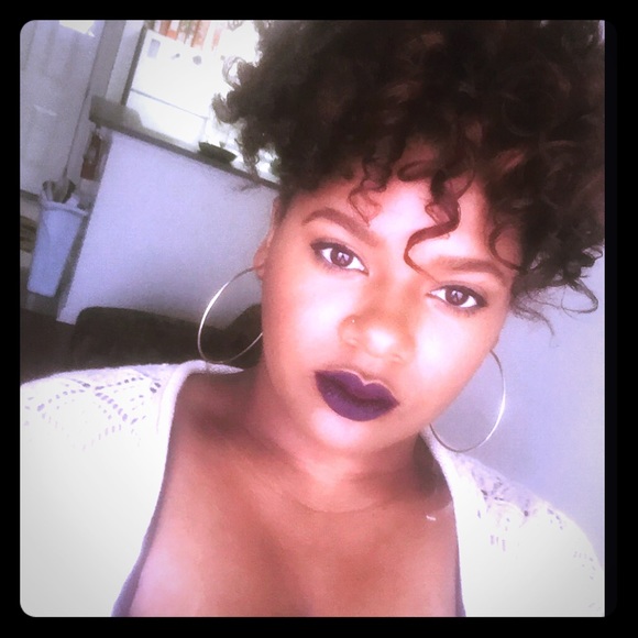 Meet your Posher, Shaleise