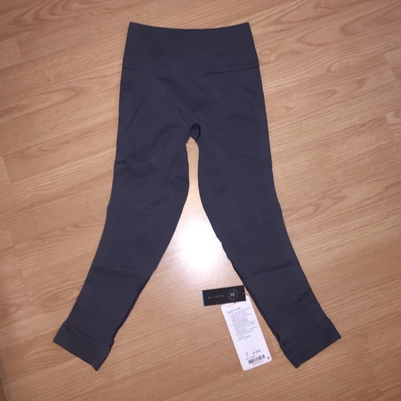 Lululemon Zone In Crop