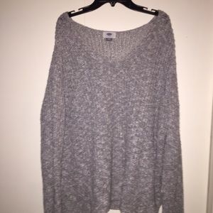 gray knit sweater