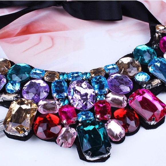 Jewelry - Colorful Collar Statement Necklace