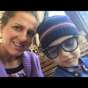 Meet your Posher, Roxanne