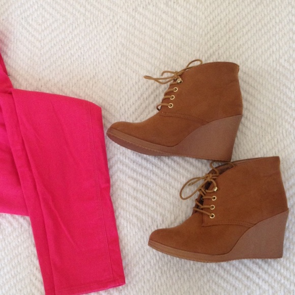 Wedge ankle booties